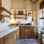 La Del Borgo 비테르보