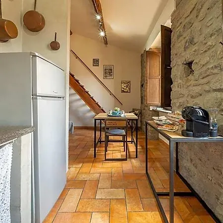 La Del Borgo Bed & Breakfast 4*